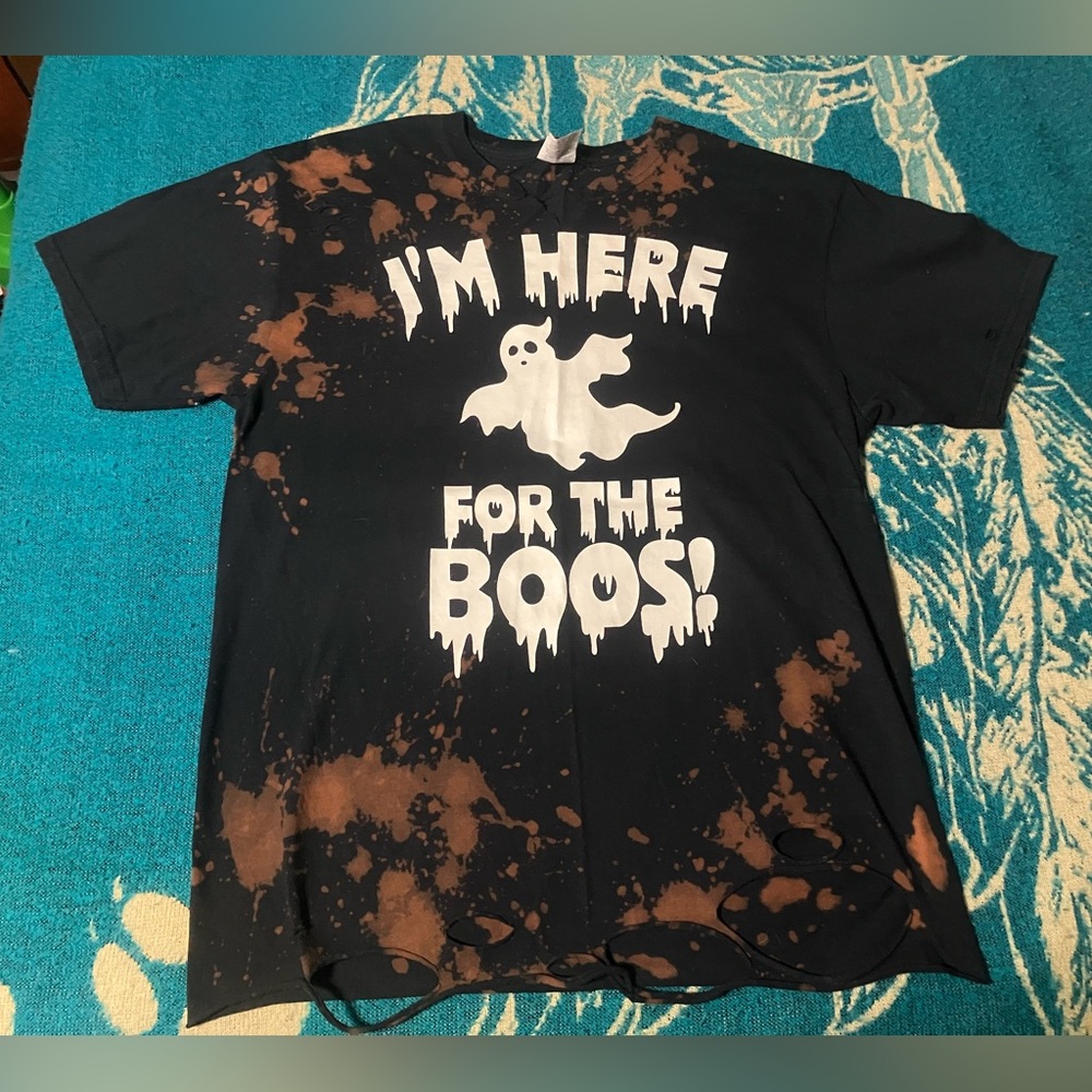 “I’m here for the boos” Black Acid Wash Distressed Glow In The Dark T Shirt NEW